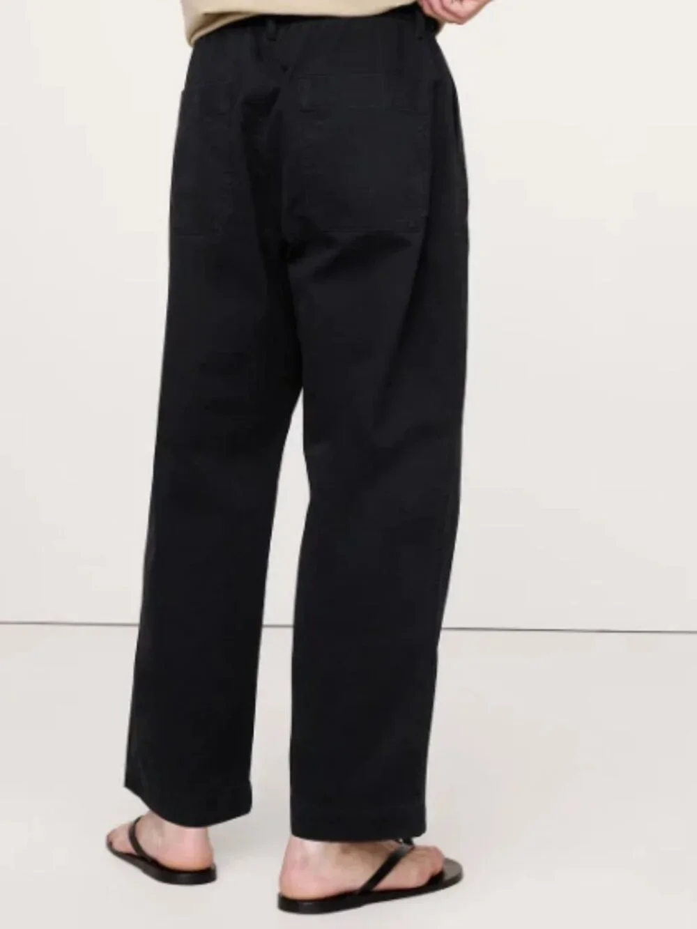 NWT!! Banana Republic Men's Black Loose Lightweight Cotton Chino Pull-On Pants L